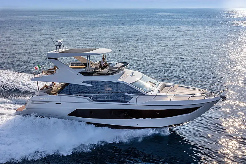 Emilia II Absolute Flybridge 62ft