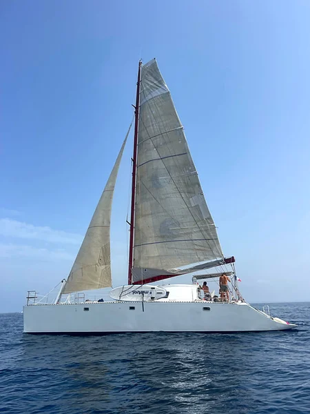 Catamarán 1