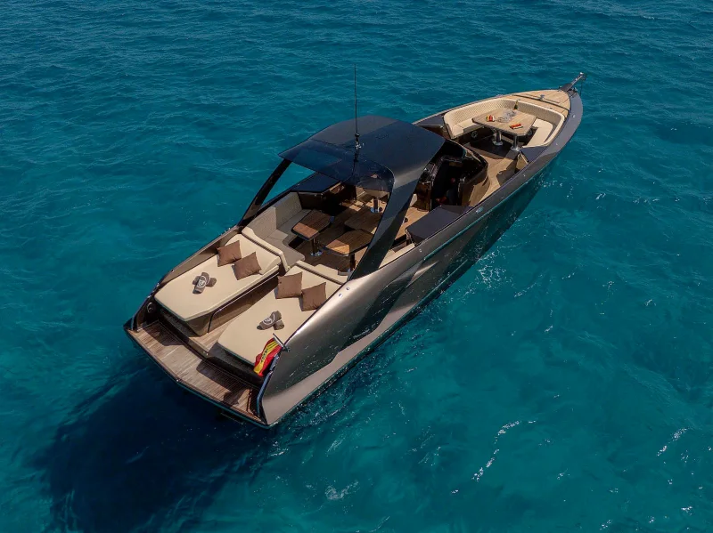 Hailey Su Frauscher 1414 Demon Air Hailey Su Frauscher Frauscher 1414 Demon Air 45ft