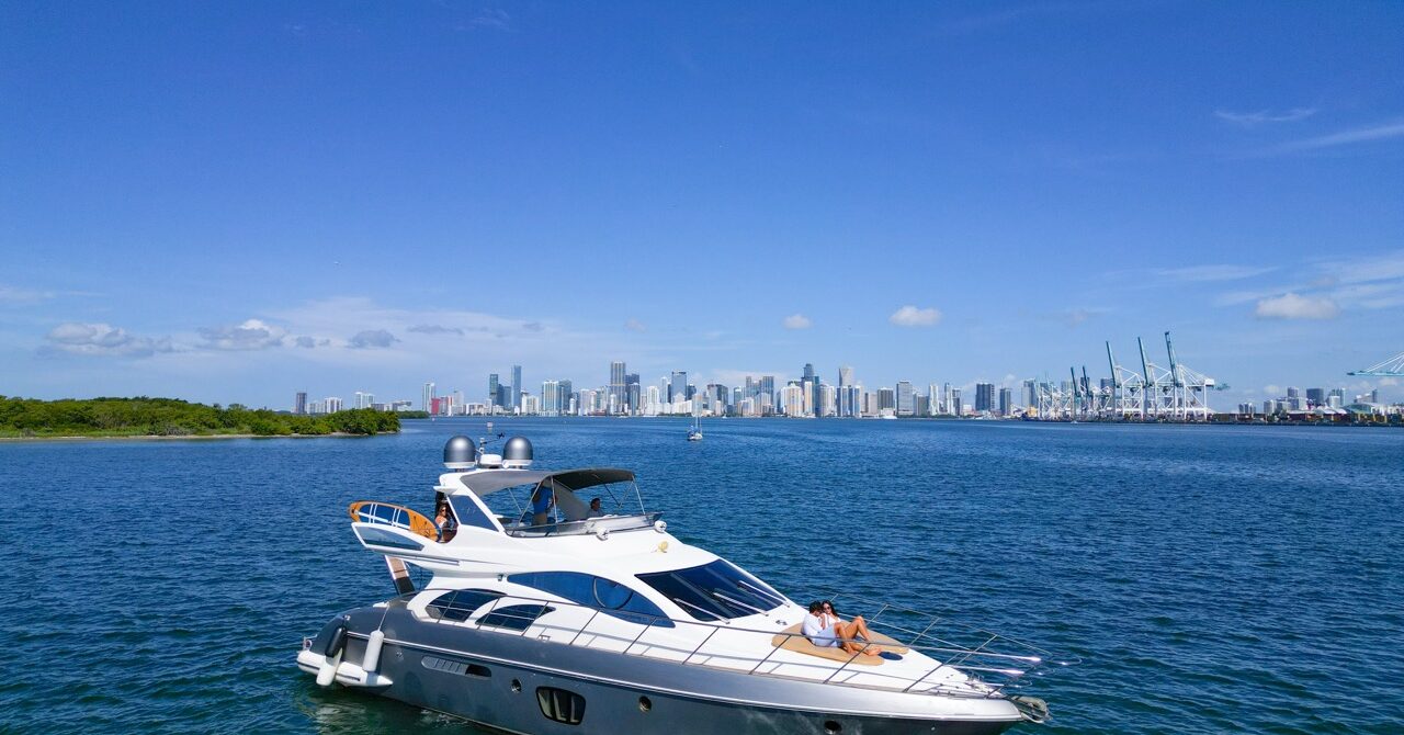 Azimut 57′