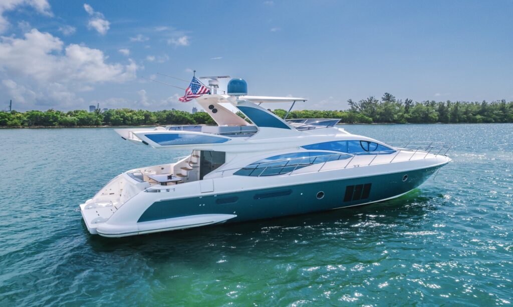 Azimut 65′ Titos