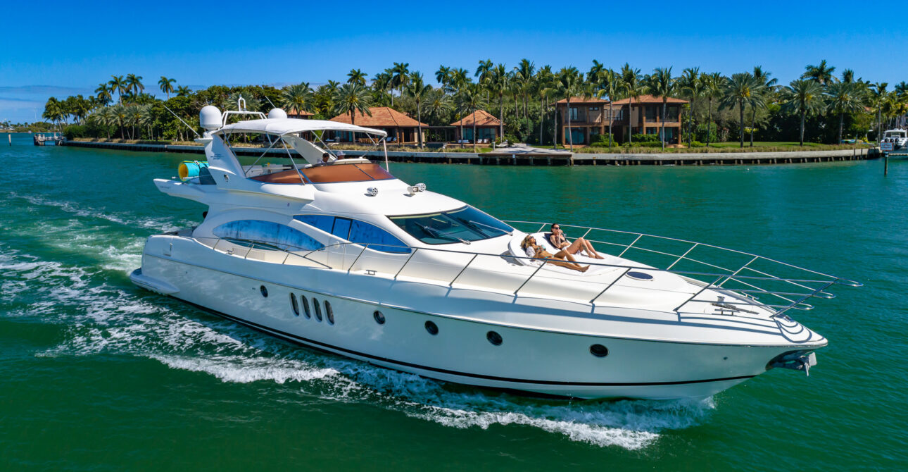 Azimut 68′ Forever