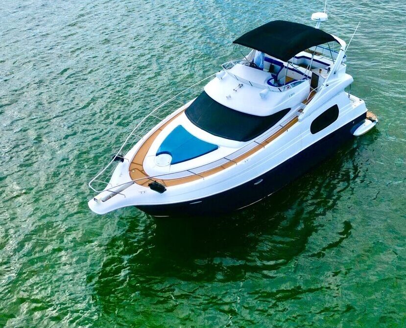 Silverton 48′ Isabella