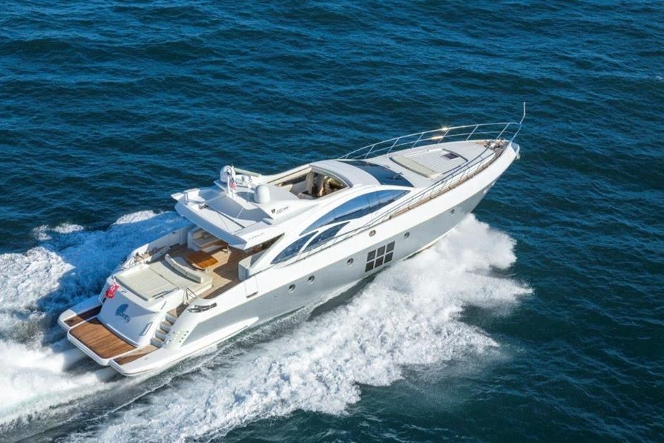 Private Yacht Charter Miami — Azimut 90 luxury yacht