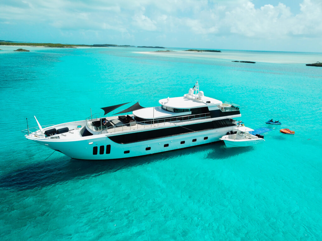 Privilege 110 ft – Mega Yacht