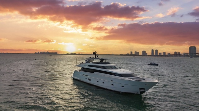 Miami yacht charter premium cabin — boat rentals Miami