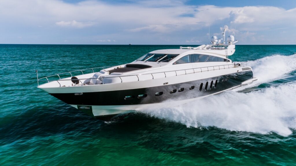 Leopard 98 ft – Bimini Charter