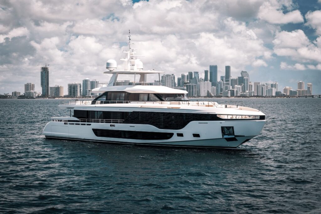 125 Azimut Grande 36 Metri (2025) – Bimini Charters