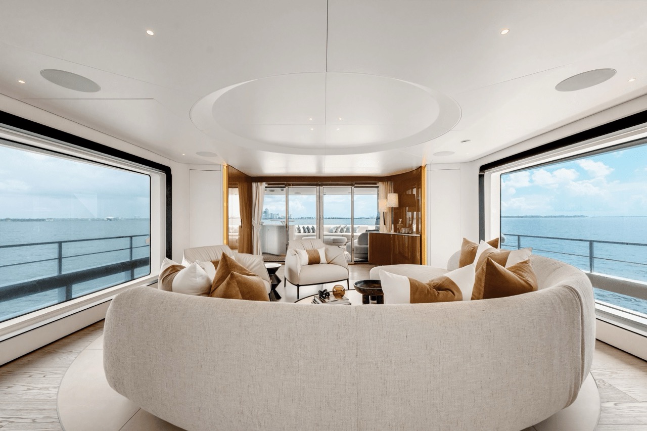 125 Azimut Grande 36 Metri (2025) - Bimini Charters 46 Aft deck lounge β cushions