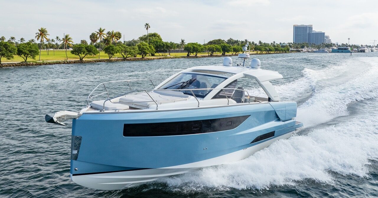 45ft Jeanneau DB43 (2024) – Caribbean Charter