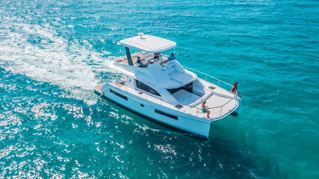 Leopard Power Cat 43 ft – Bimini Charters