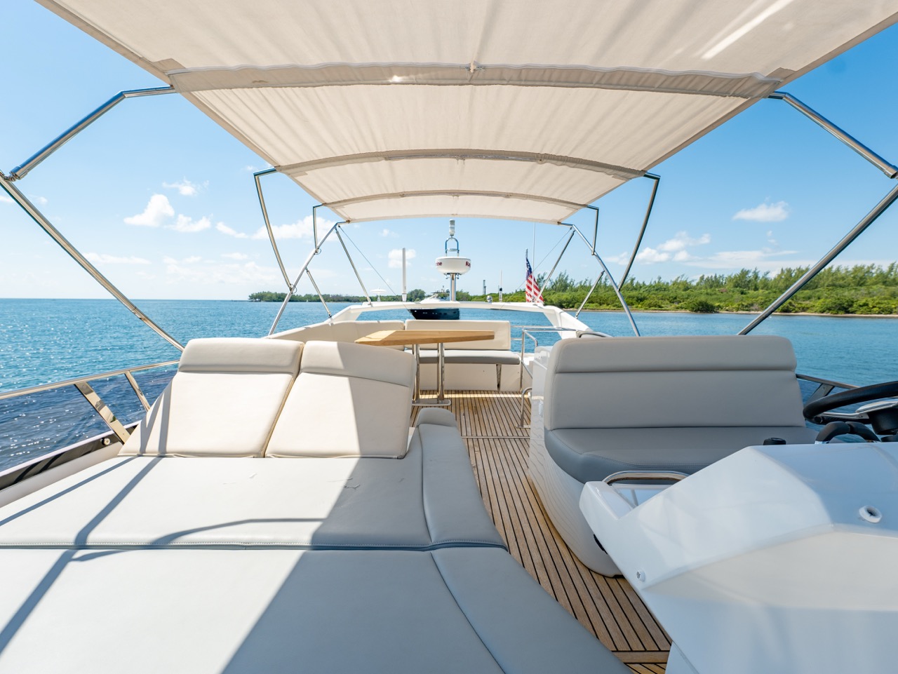 Prestige 55 ft - Bimini Charters 60 Cabin night mode