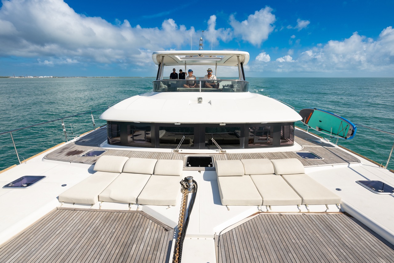 Lagoon Cat 70 ft - Bimini Charters 14 Twin berths β Photo 9