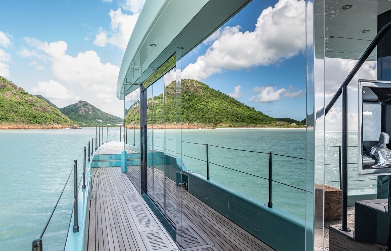 Sunreef Power Cat 70 ft - Bimini Charter 13 Twin cabin β flexible layout