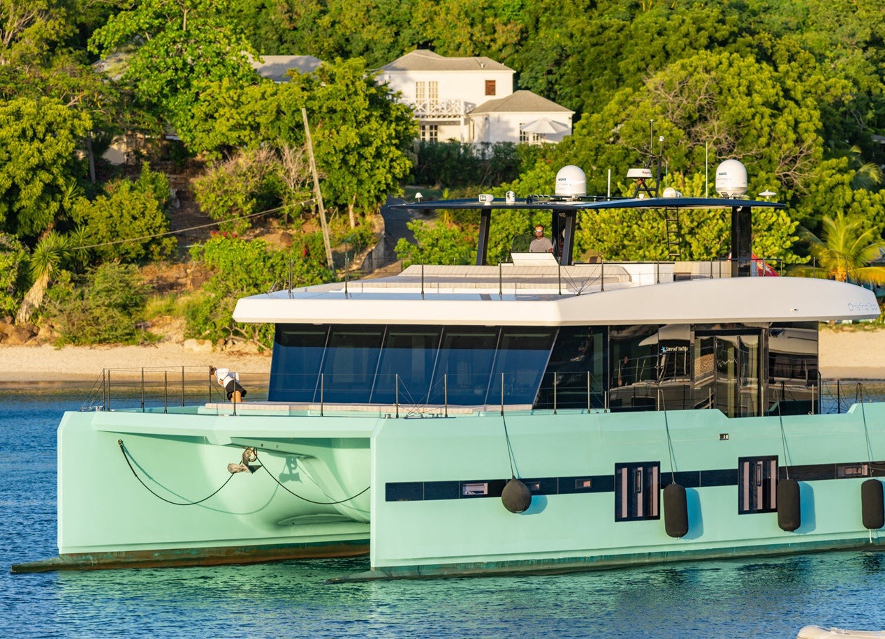 Sunreef Power Cat 70 ft - Bimini Charter 16 Aft lounge β evening setup