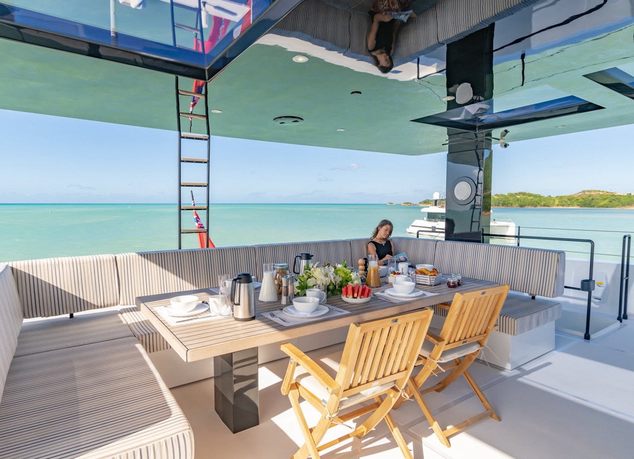 Sunreef Power Cat 70 ft - Bimini Charter 29 Owner's stateroom β layout