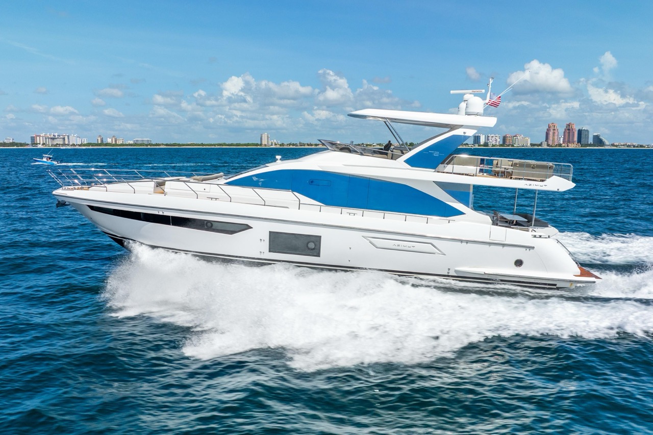 Azimut 75 ft 2021 - Bimini Charter 3 Flybridge lounge