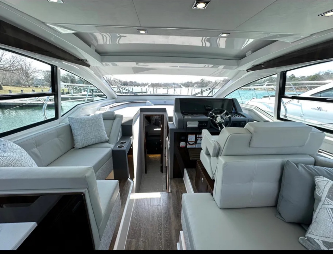Cantius 45 ft - Bimini Charters 19 Sunroof β open air